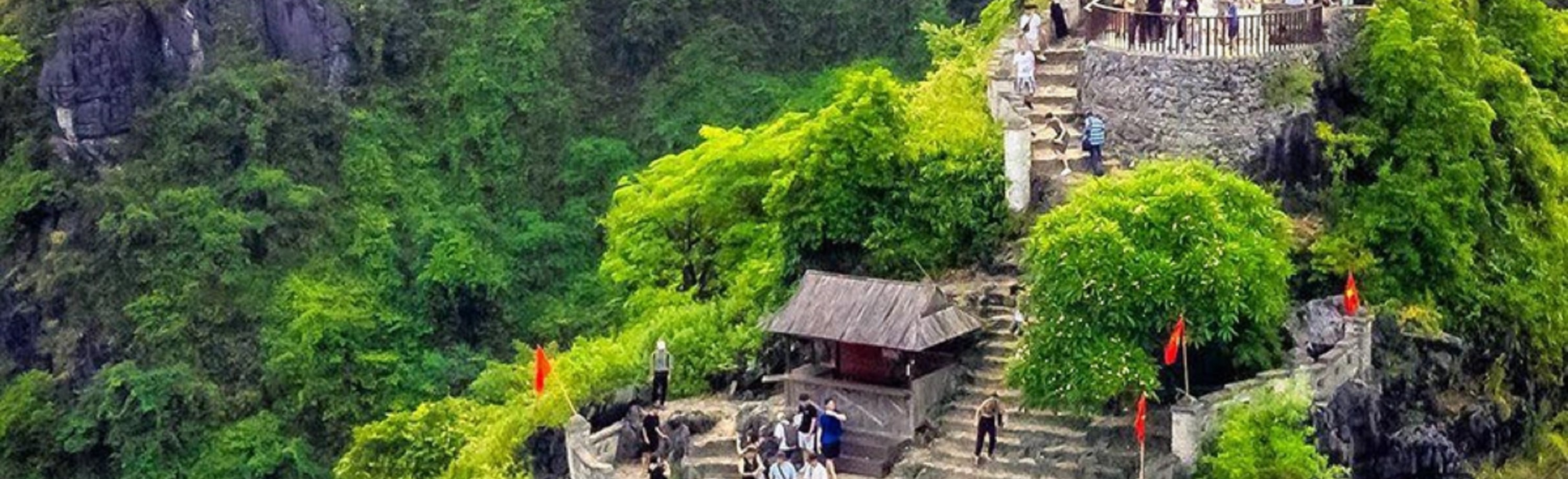 華閭姆阿洞 - 臥龍山 華閭姆阿洞 - 臥龍山
