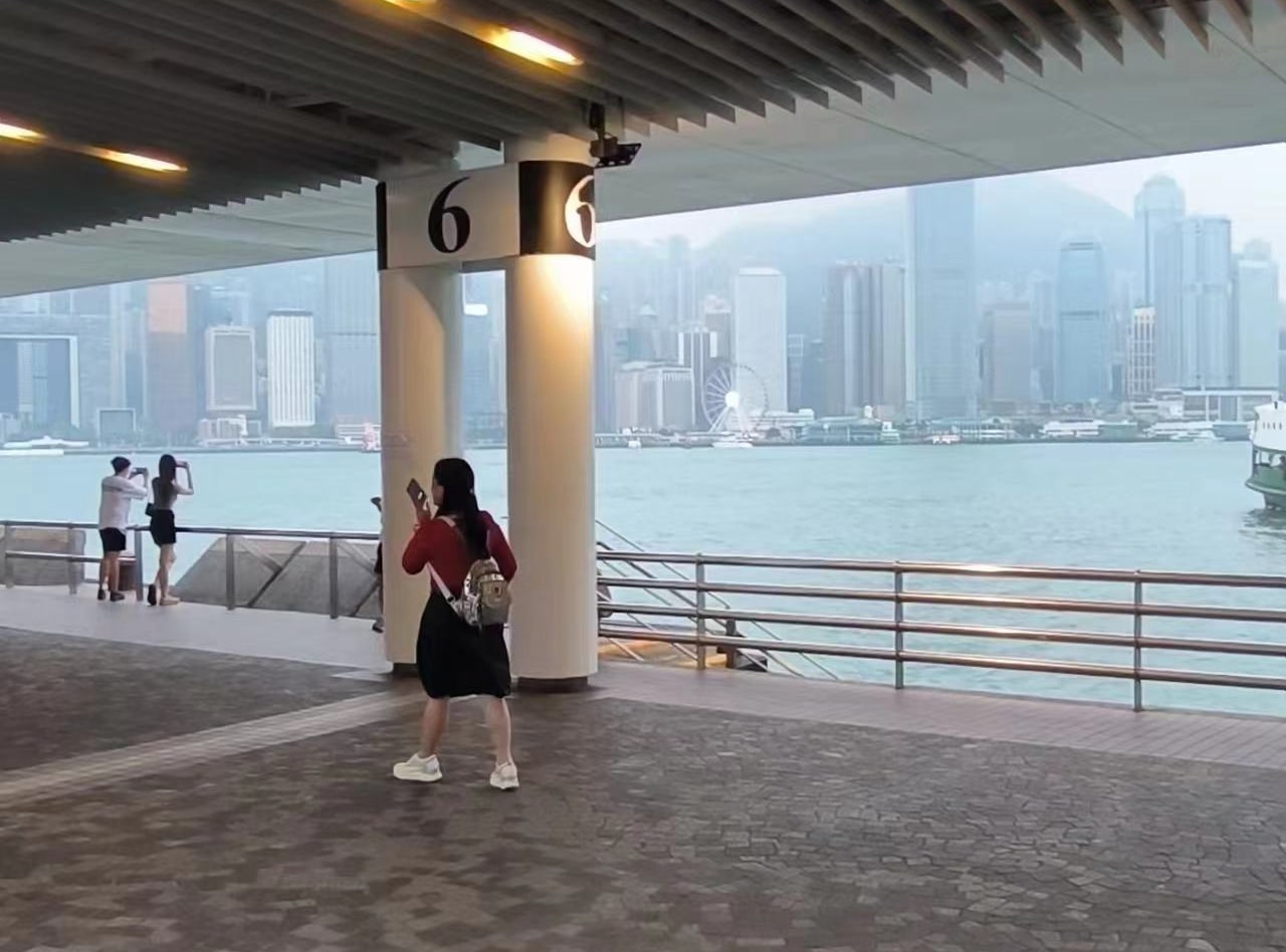香港瑩之旅-夜遊觀光維多利亞港