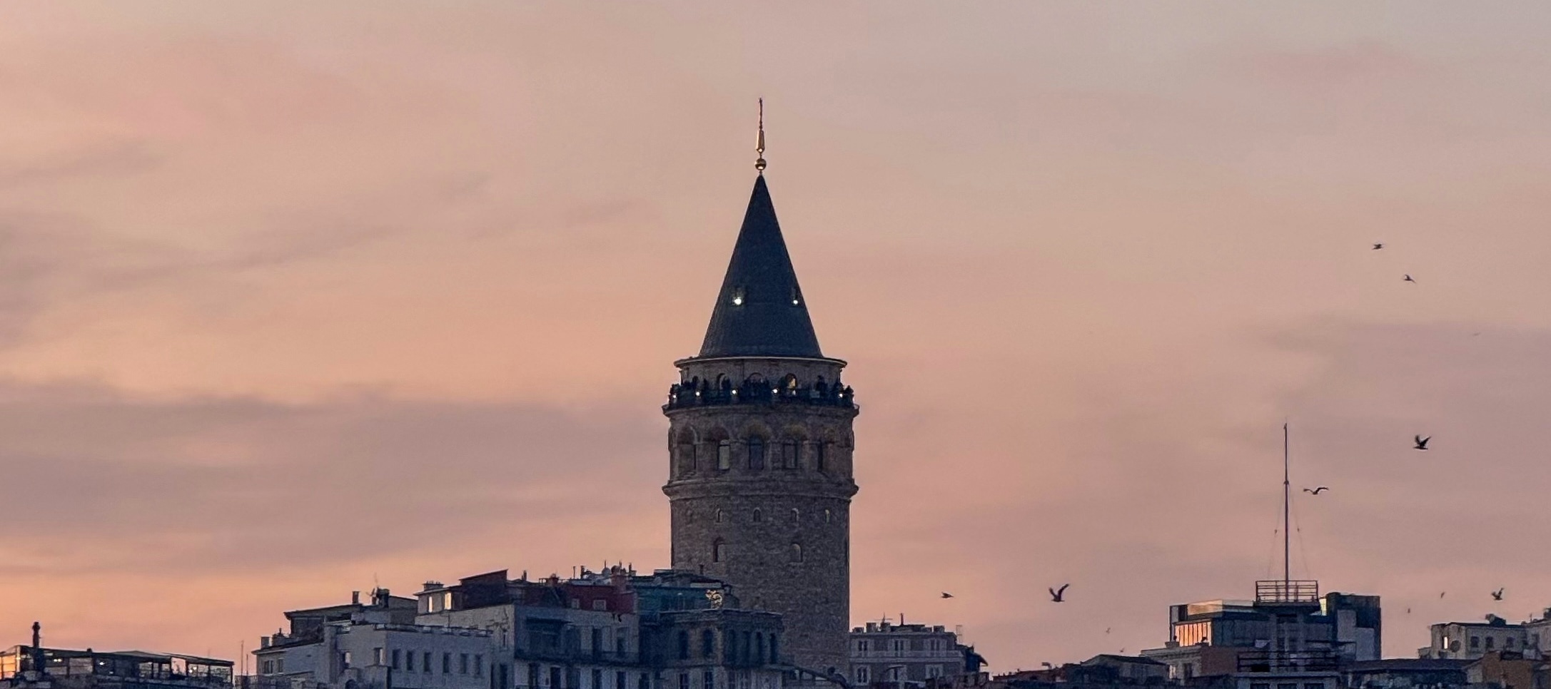 Spectacular Istanbul Sunset Cruise: 3 Hours with Asian Side Explore