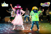 過往音樂劇《多士妹唱遊Graffiti》劇照