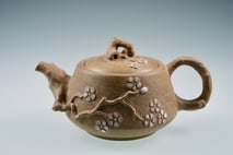 蔡尚承 梅花壺 13x8x10cm
