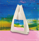 D'FESTA展覽-展覽原創商品包含：明信片、資料夾、環保袋等多種週邊商品。