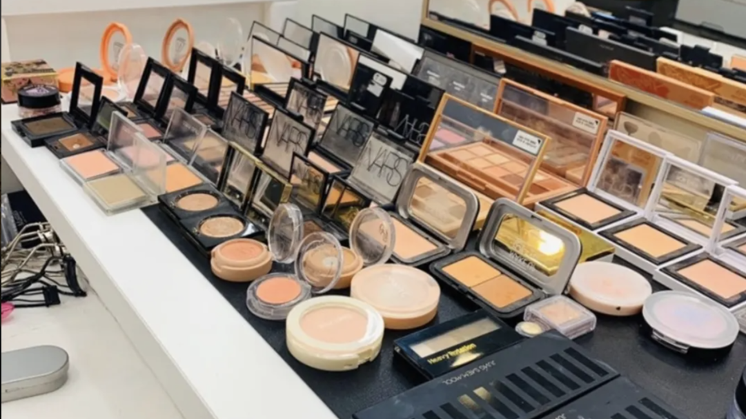 Perkhidmatan Solekan & Penggayaan Rambut Popular di Korea Selatan