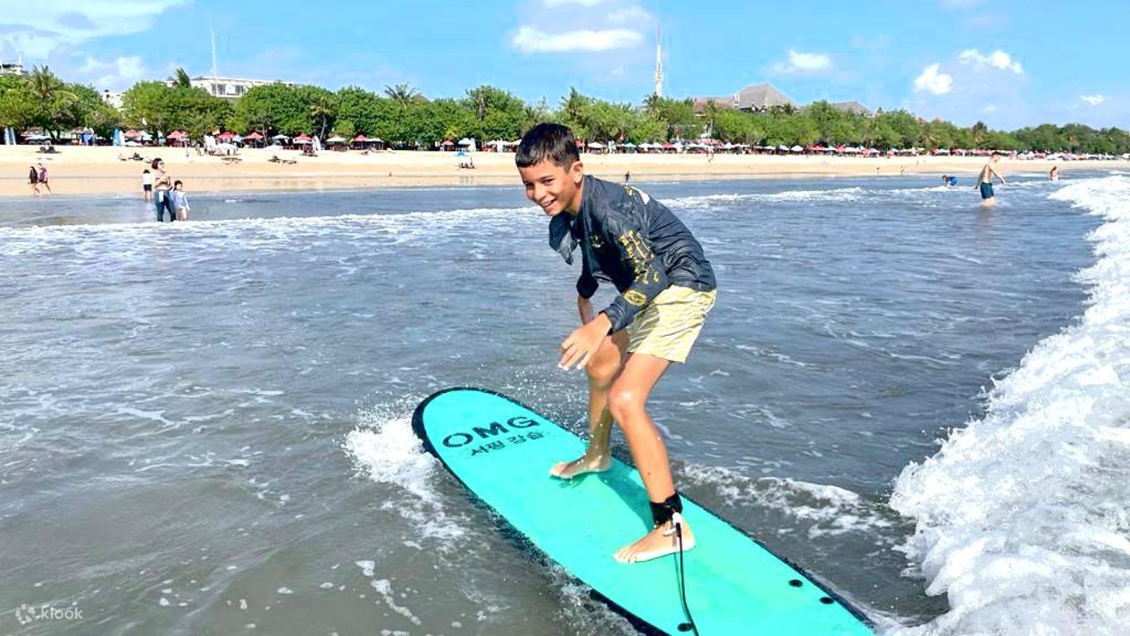 Pantai Kuta surf lessons for kids age 5