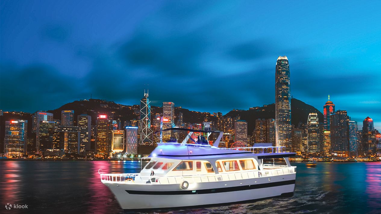  Victoria Harbour Cruise OneYacht Yacht Experience Unlimited Drinks 