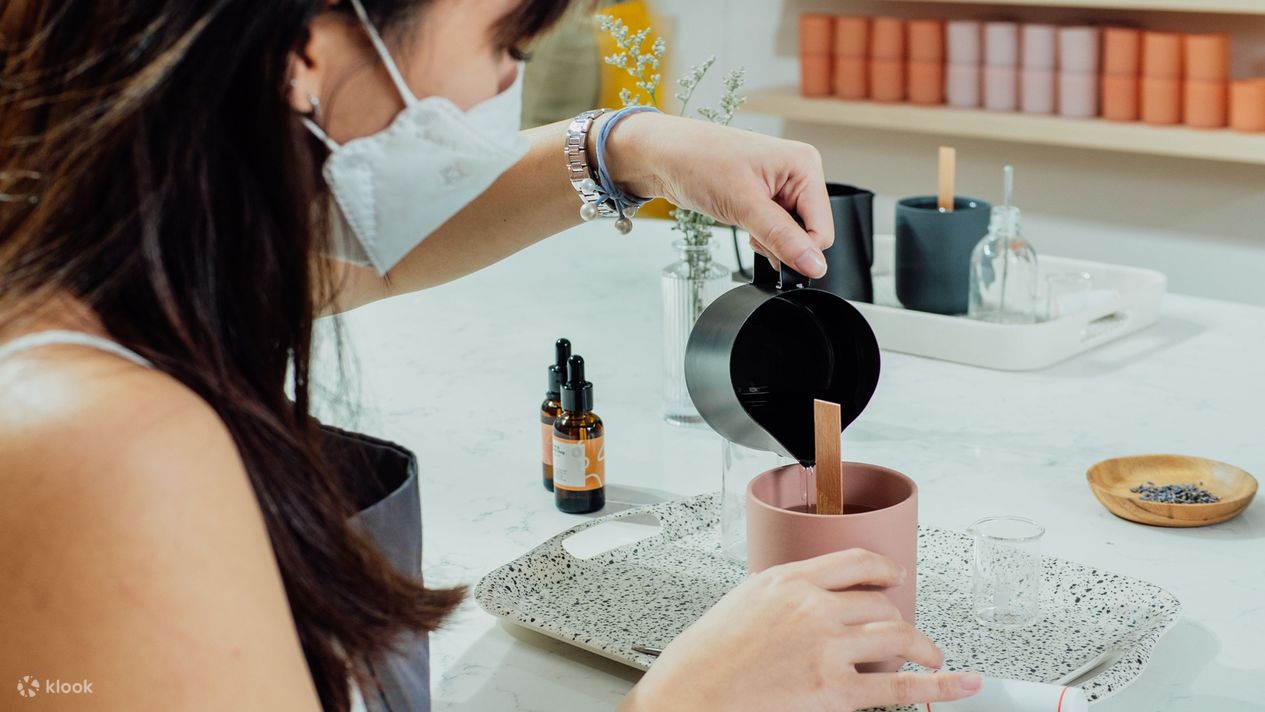 Singapore Candle Making DIY with Complimentary Basic Candle