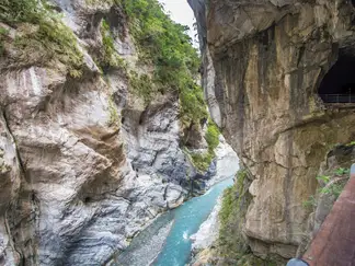太鲁阁峡谷游览