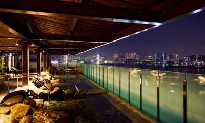 Onsen (hot springs)