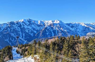 Tour from Takayama: Hida Folk Village, Caves & Shinhotaka Ropeway