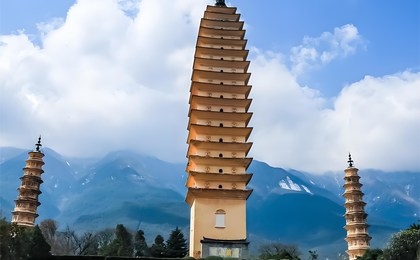 ต้าหลี่ เที่ยวชมเขาชางซาน สิโจว + เจดีย์สามองค์ วัดฉงเซิ่ง + เมืองโบราณต้าหลี่ (Dali Cangshan Xizhou + Chongsheng Temple Three Pagodas + Dali Ancient Town Independent Group Day Tour)