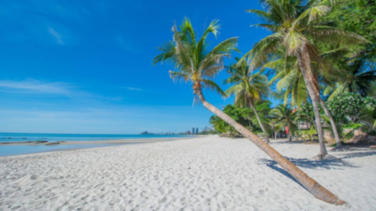 hua-hin-beach-everything-you-need-before-visiting