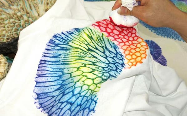 Okinawa’s Unique Coral Dyeing Experience | Near Shuri Castle