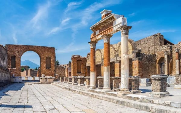 Day Trip to Pompeii, Positano and Amalfi Coast from Rome