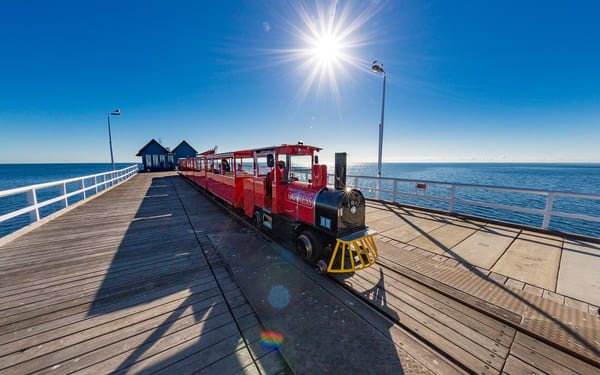 Perth Canal Rocks & Busselton Jetty Full-Day Tour