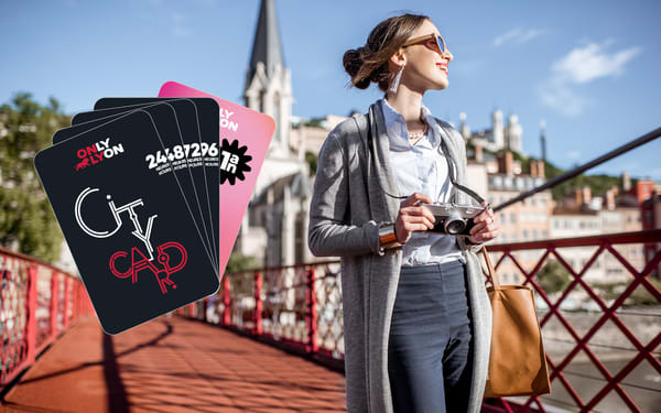 Lyon City Card