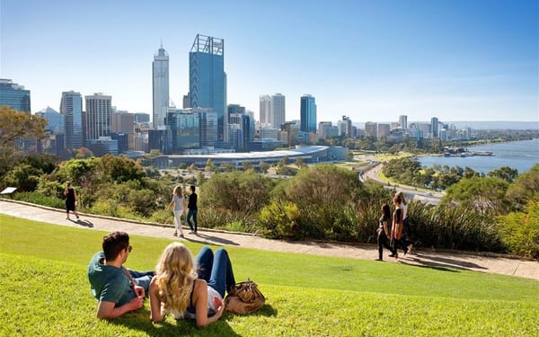 Perth Wildlife Park and City Highlights - Premium Small Group Tour