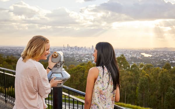 Brisbane Mount Coot-Tha Half-Day Small Group Tour