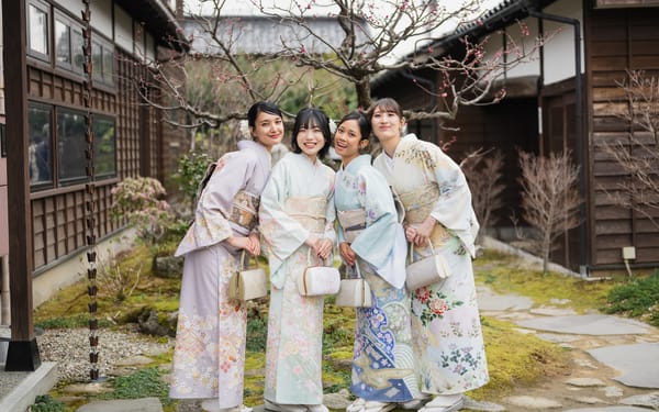 Kimono Rental (Provided by Kyoto Kimono Rental Wargo Kyoto Store)