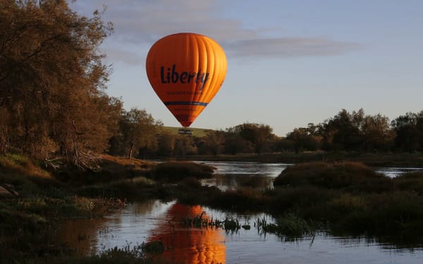 Avon Valley Hot Air Balloon Flight in Perth includes breakfast