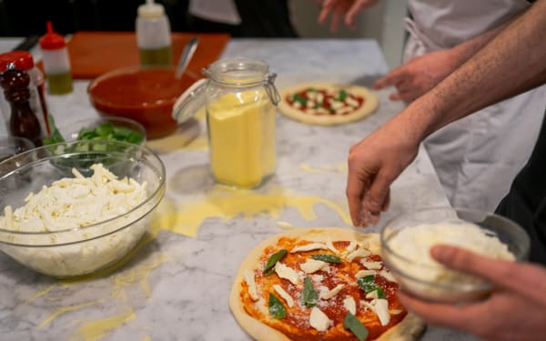 Pizza and Gelato-Making Class in Milan: Fun for Everyone