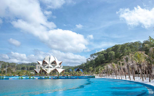 Tea Resort Prenn Waterfall and Theme Park Ticket in Da Lat