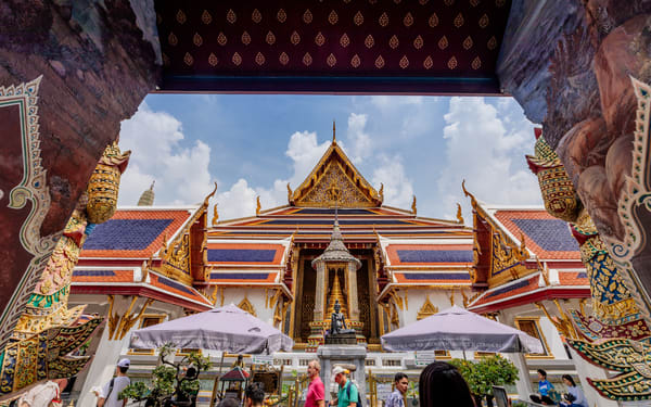 Grand Palace and Emerald Buddha Half Day Guided Tour from Bangkok