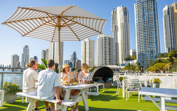 Sightseeing Lunch Cruise in the Gold Coast