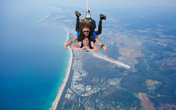 Noosa Tandem Skydive Experience