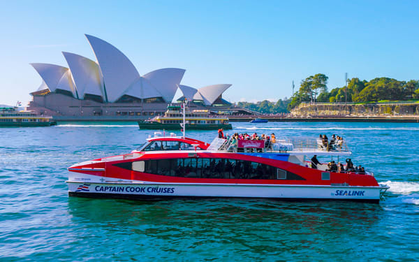 Hop On Hop Off Cruise from Circular Quay or Darling Harbour