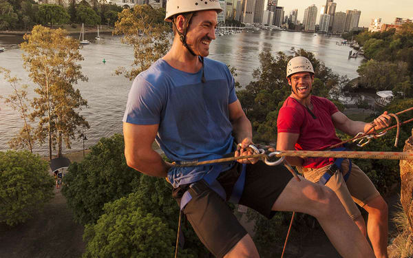 Abseil Brisbane's Kangaroo Point Cliffs