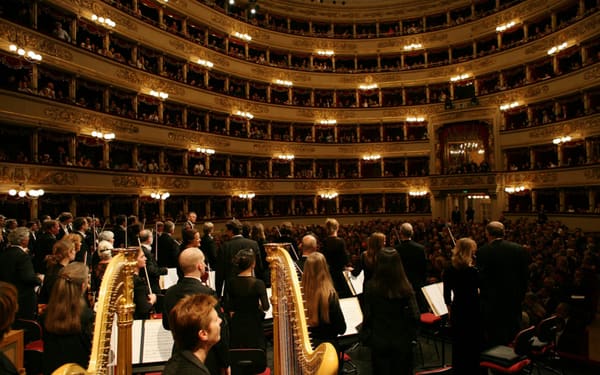 La Scala theatre guided tour in Milan