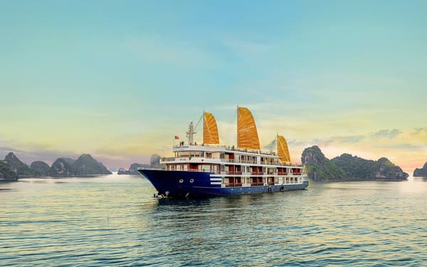 Erina 2D1N Cruise: Ha Long Bay & Lan Ha Bay Tour