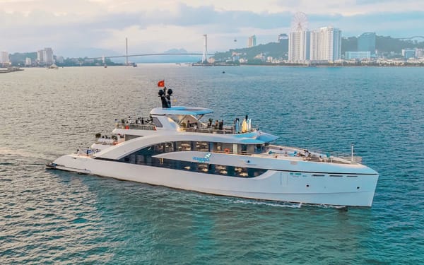 Saquila Yatch Day Cruise: Ha Long Bay, Sung Sot, Ti Top