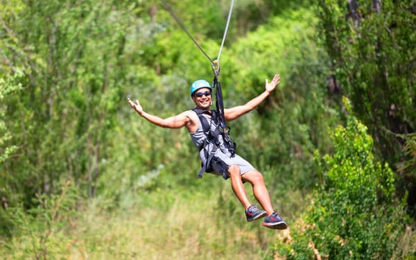 Oahu Zipline Tour in Hawaii