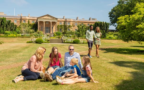 Hillsborough Castle and Gardens Ticket