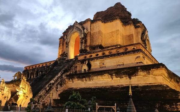 Chiang Mai Old City Twilight Walking Tour - 3 Hrs