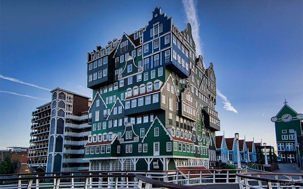Zaanse Schans, Giethoorn and Lego Village Full-Day Guided Tour