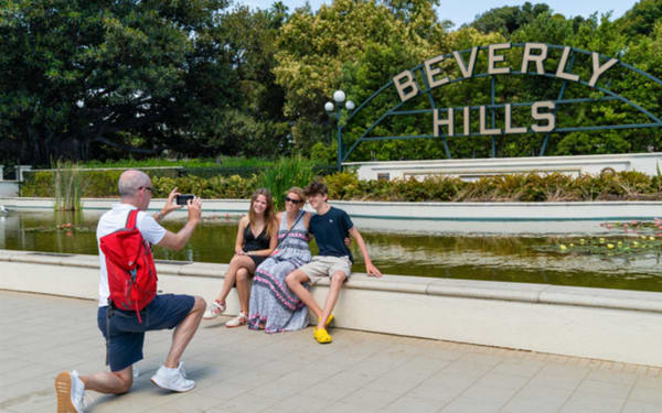 Hollywood, Beverly Hills & Celebrity Homes Open Air Tour