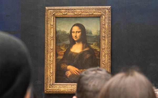 Louvre Museum Ticket with Priority Access to the Mona Lisa
