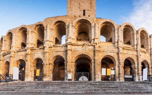 Arles, St Remy & Les Baux Village Day Tour from Aix en Provence