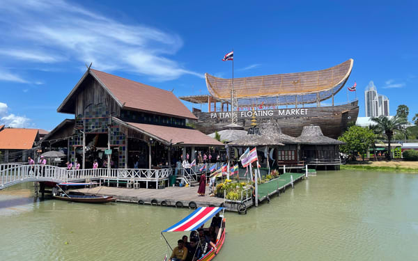 Private Pattaya IG Multi-Route Tour