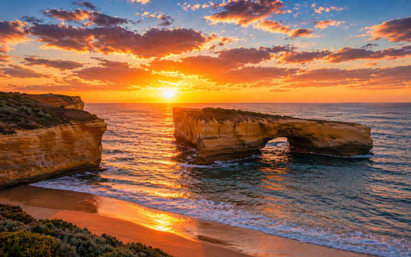Great Ocean Road Max Highlights: Wildlife & London Bridge Sunset