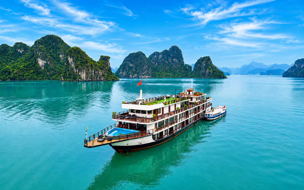 Aqua Elegance 2D1N Cruise: Ha Long Bay Tour with Sung Sot & Ti Top