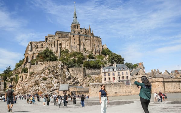 Mont Saint-Michel Ticket with Round-Trip Transfer