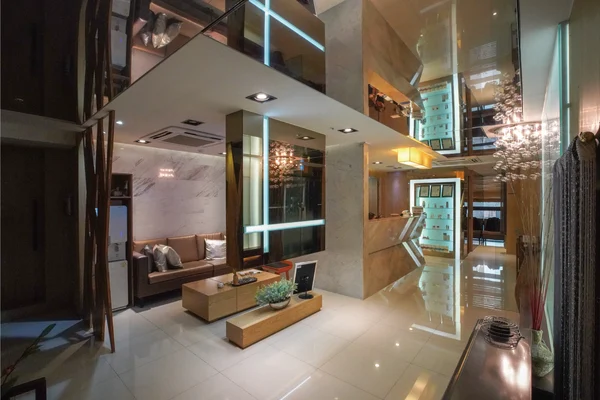 Seoul Gangnam Premium Waxing, Eyelash Perm & Body Therapy Experience