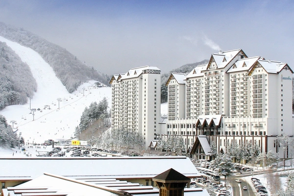 Yongpyong Multi Day Ski/Snowboard Package with Accommodation