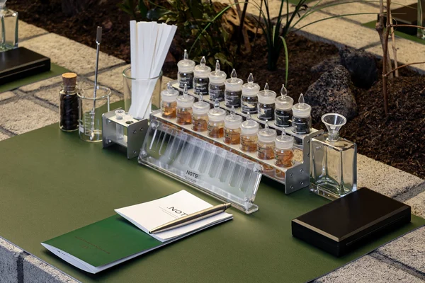 Hongdae Private Self-Perfume Making Class by .NOTE