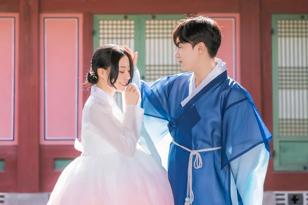 Gyeongbokgung Hanbok & Hairstyling Experience