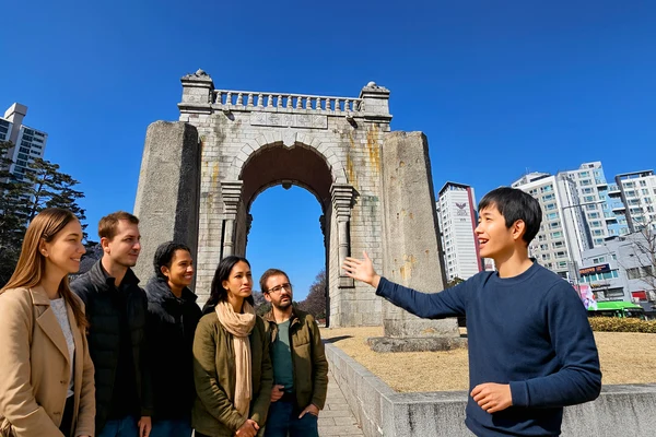 Blood,Tears & Independence: Korea's Dark History Guided Walking Tour