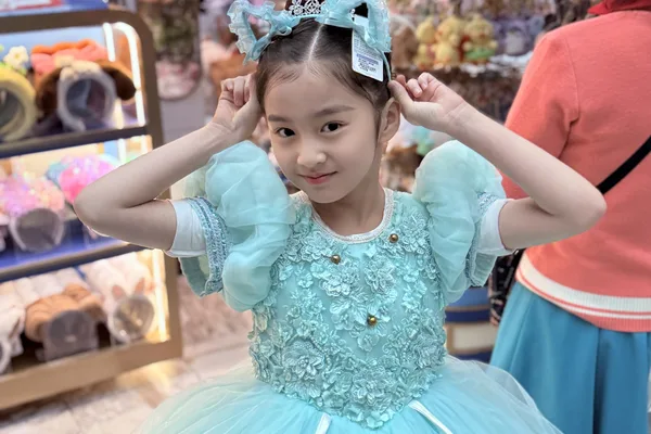 Lotte World SharonCat Dress & Parade Experience, Seoul